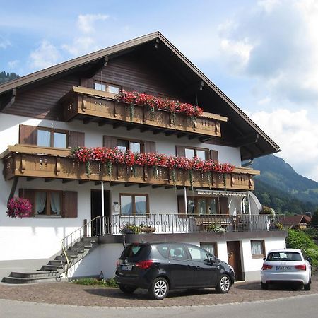 Gaestehaus Bach Оберстдорф Екстериор снимка