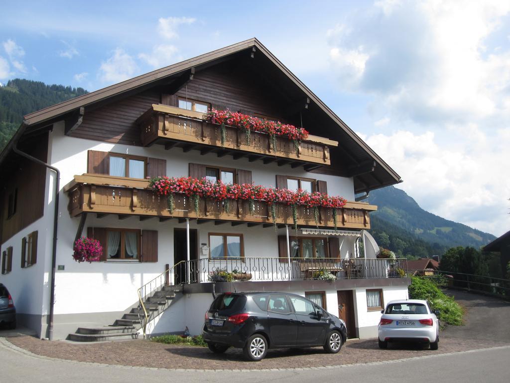 Gaestehaus Bach Оберстдорф Екстериор снимка